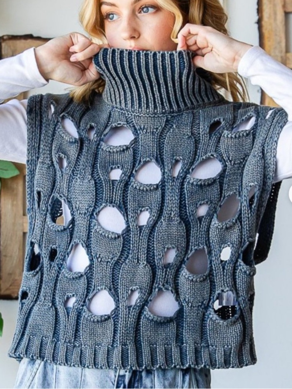 Oli & Hali Small Mineral Wash Sweater Vest Holes Distressed Turtleneck Gray